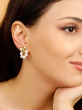 Glam In Gold Earrings