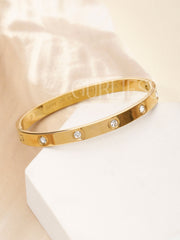 Queenly Glamours Bracelets