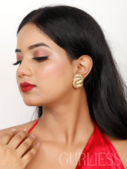Shell Flow Earrings