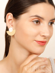 Neo Pearl Earrings