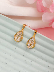 Beauty Trap Oval Shaped Earrings