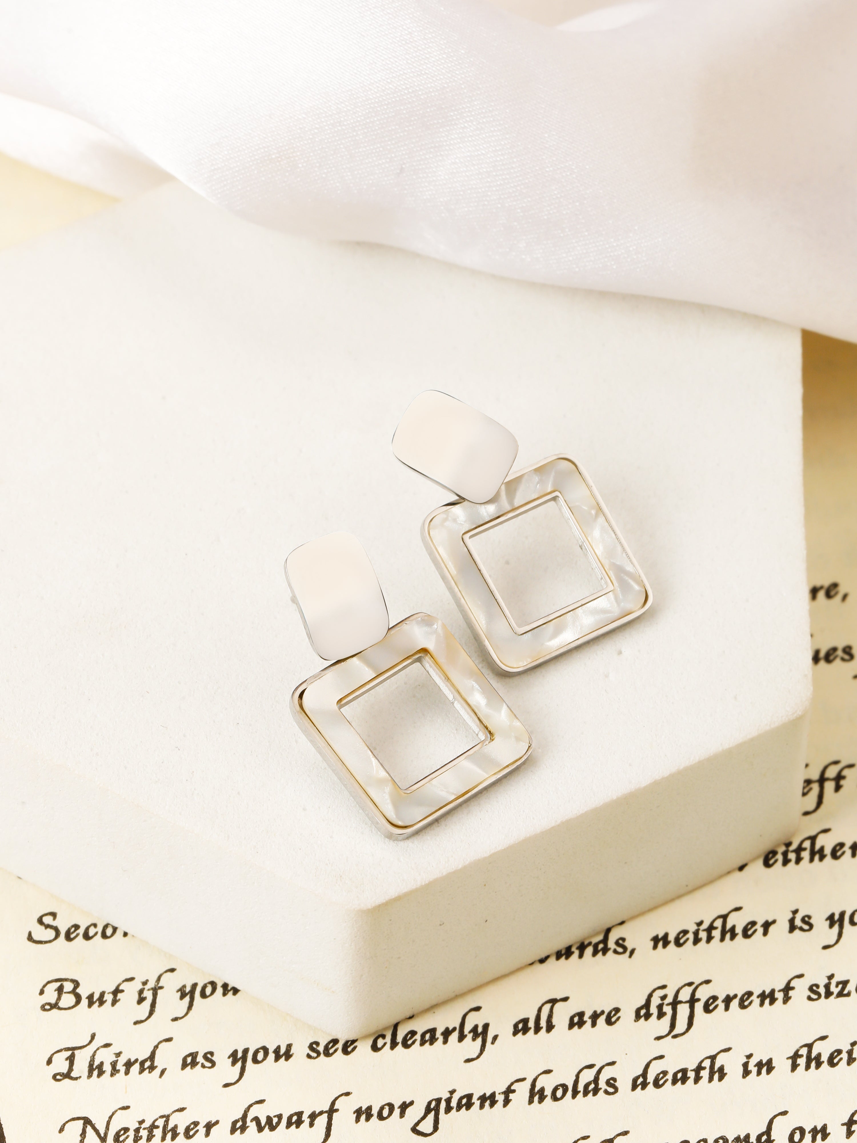 Sklvie Silver Earrings