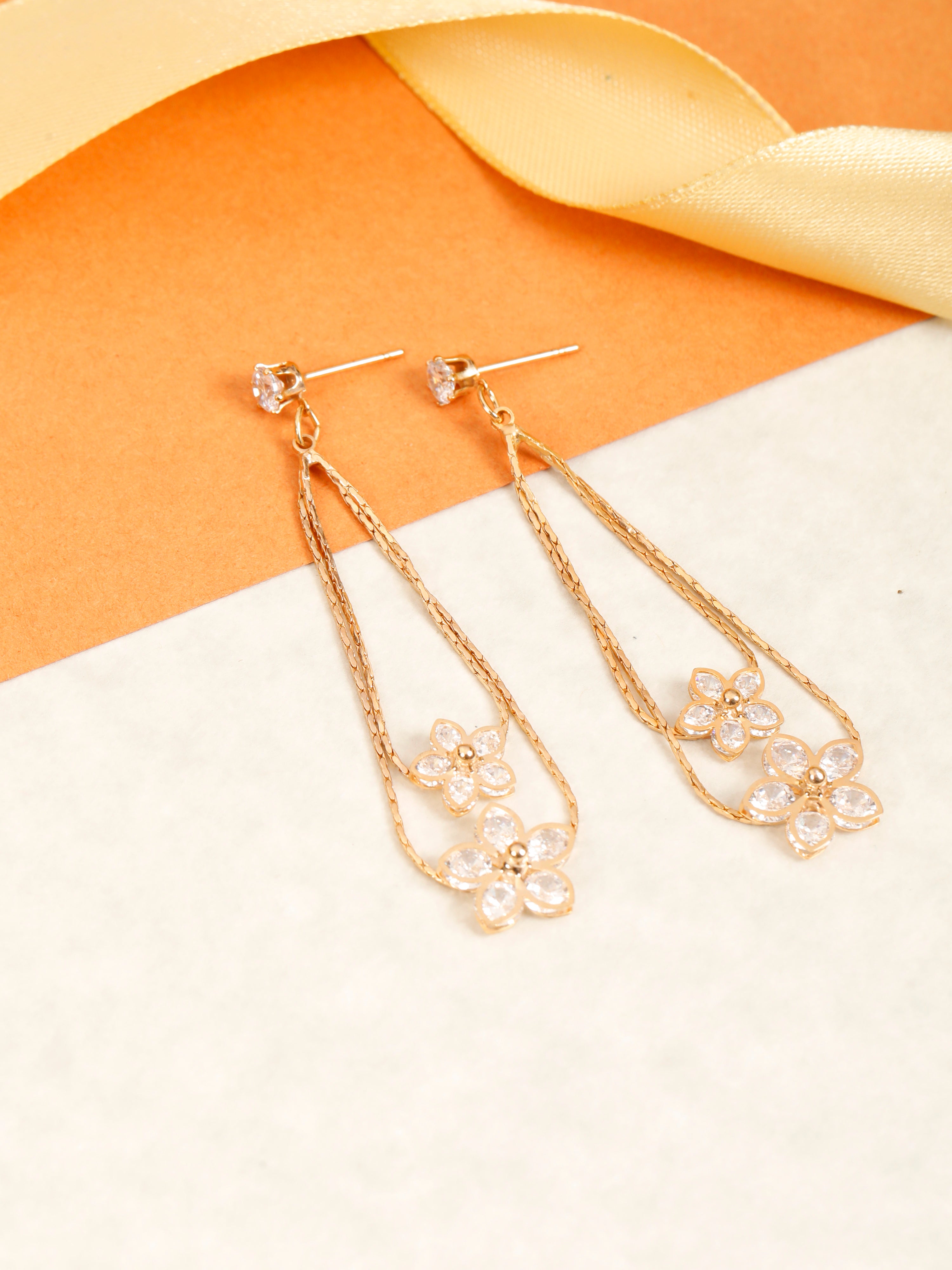 Royal Hug Gold Earrings