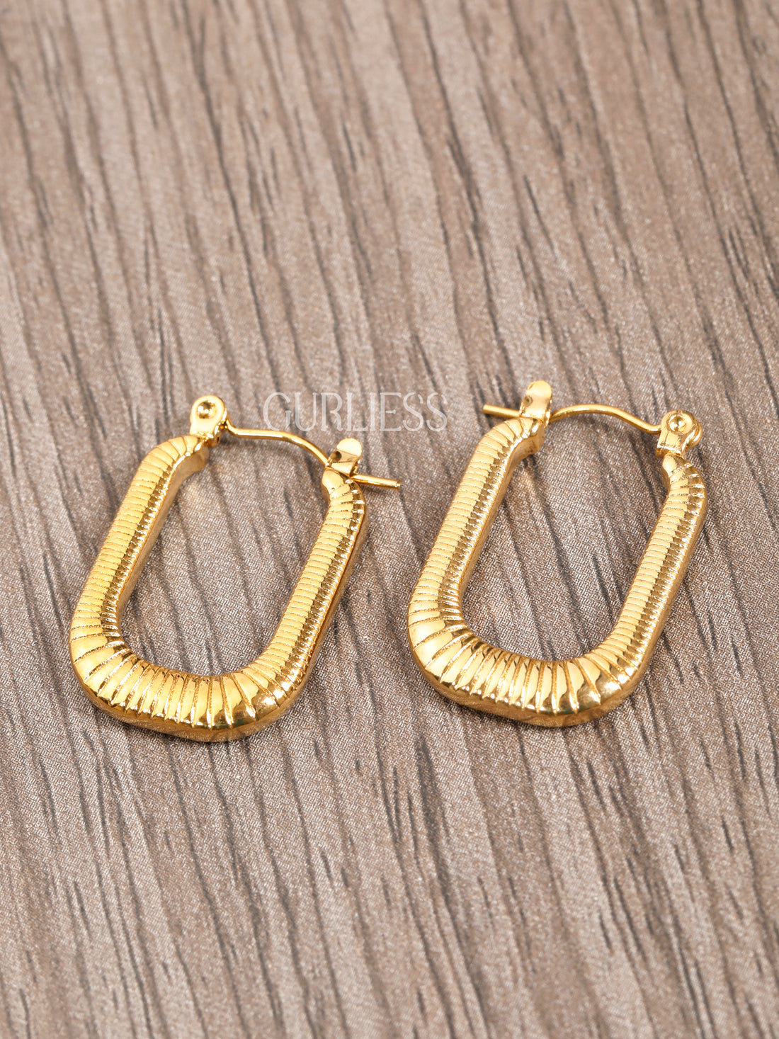 Gold Glitter Glow Earrings