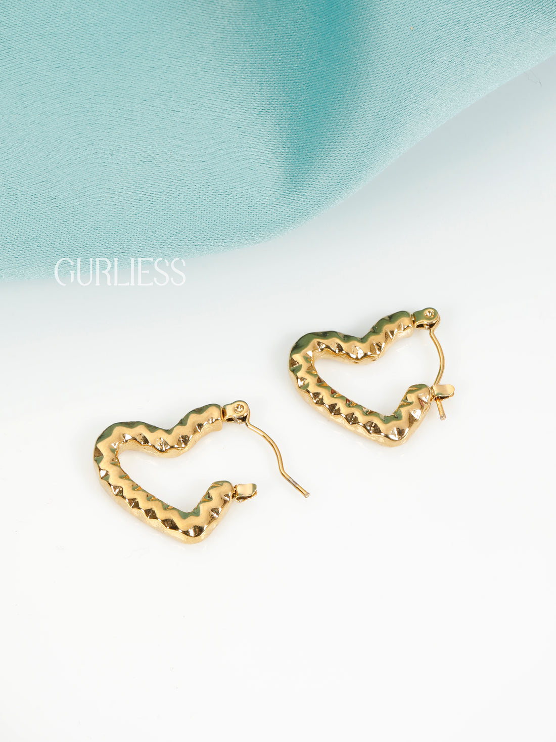 Dew Gold Hearts Earrings