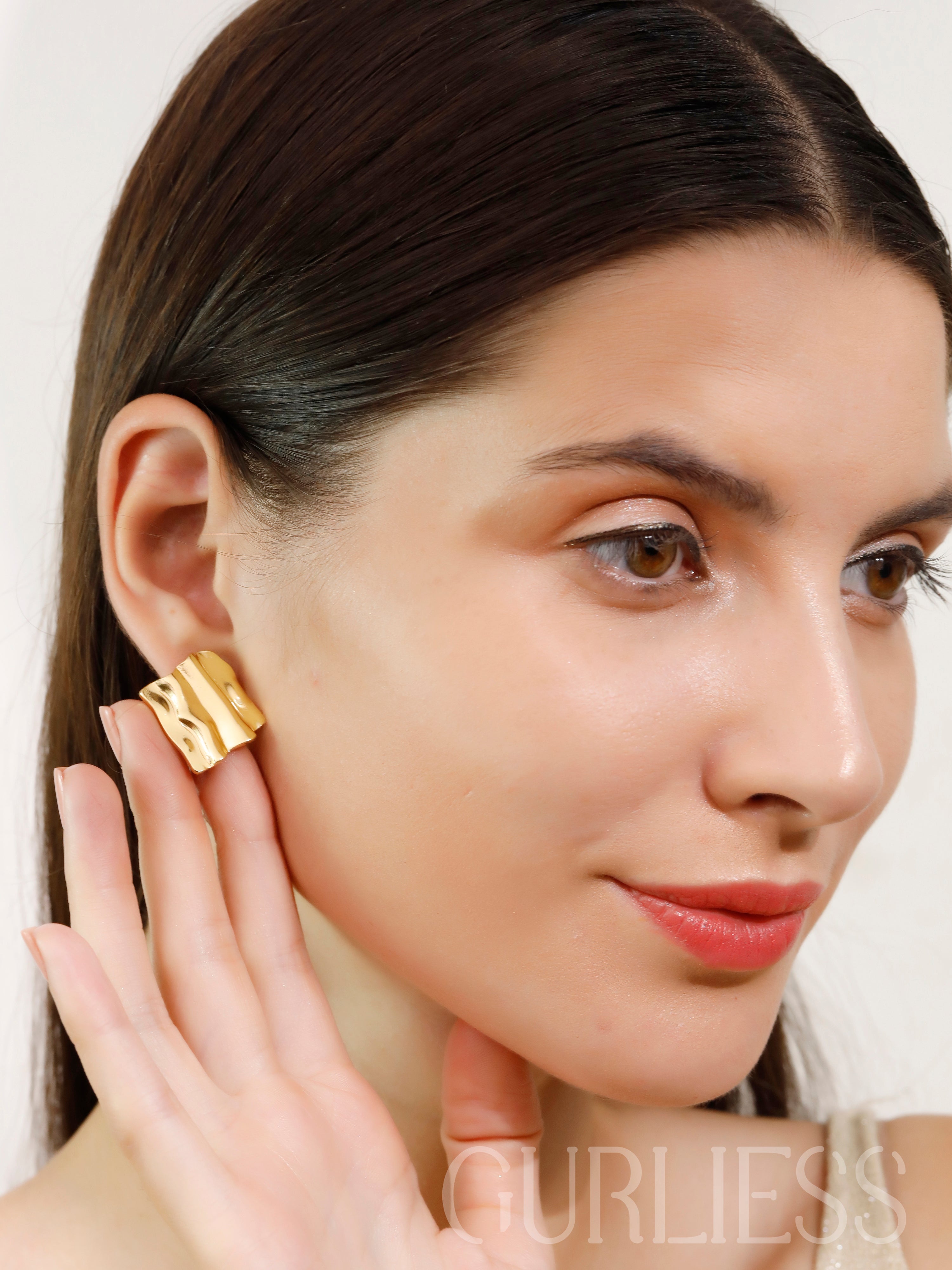 Willow Gold Petals Earrings