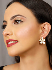 White Daisy Earrings