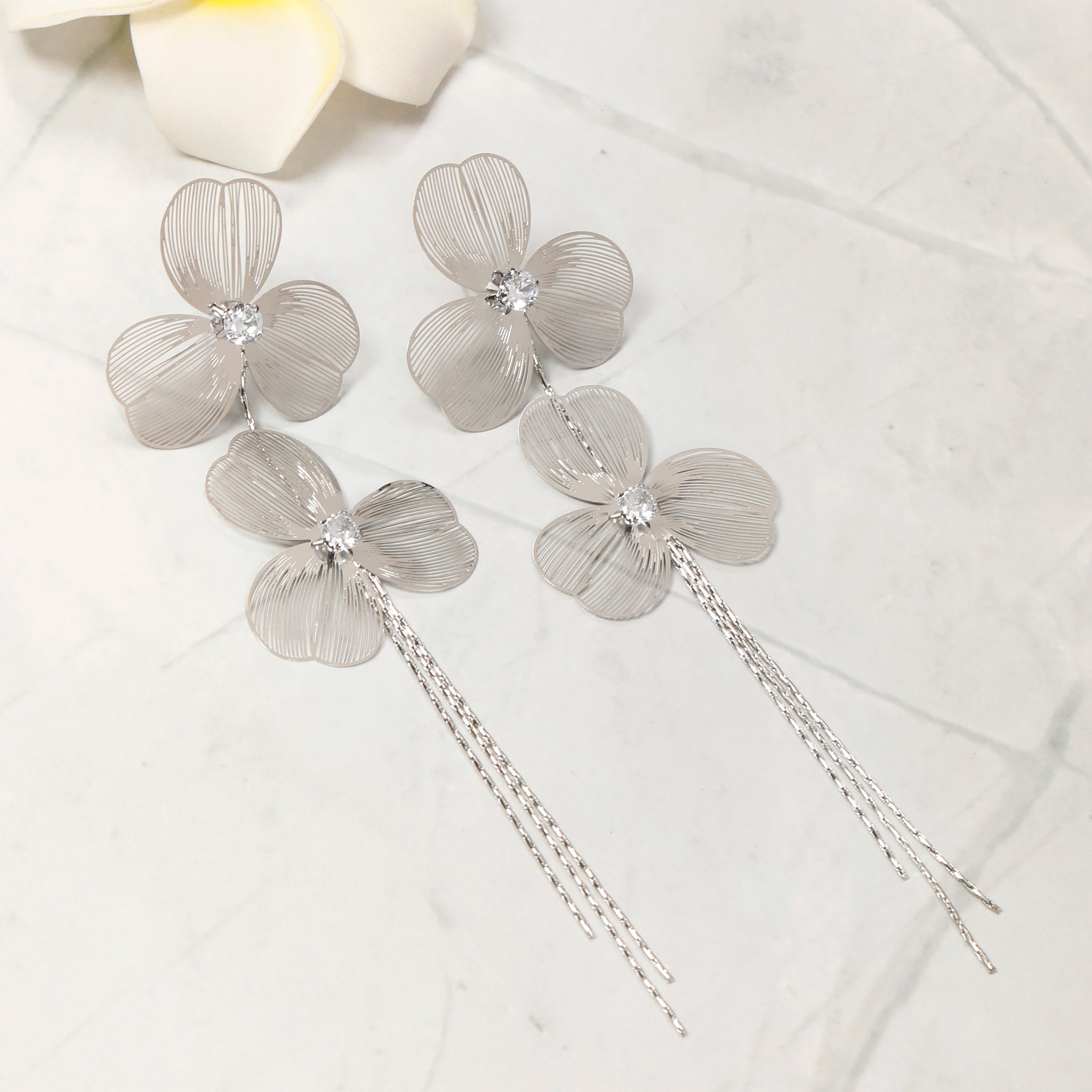 Silver clover Earrings