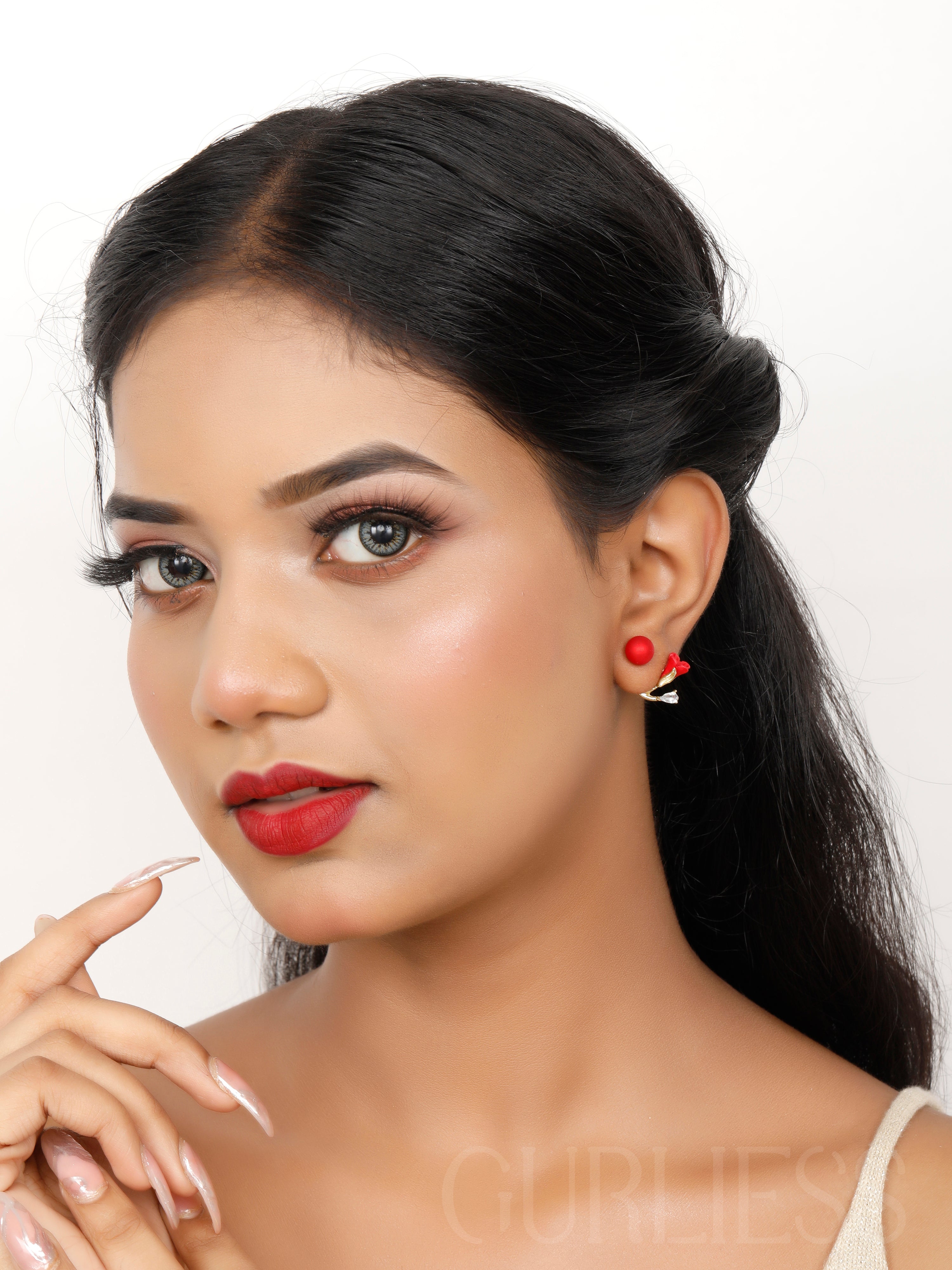 Tulip stud earrings