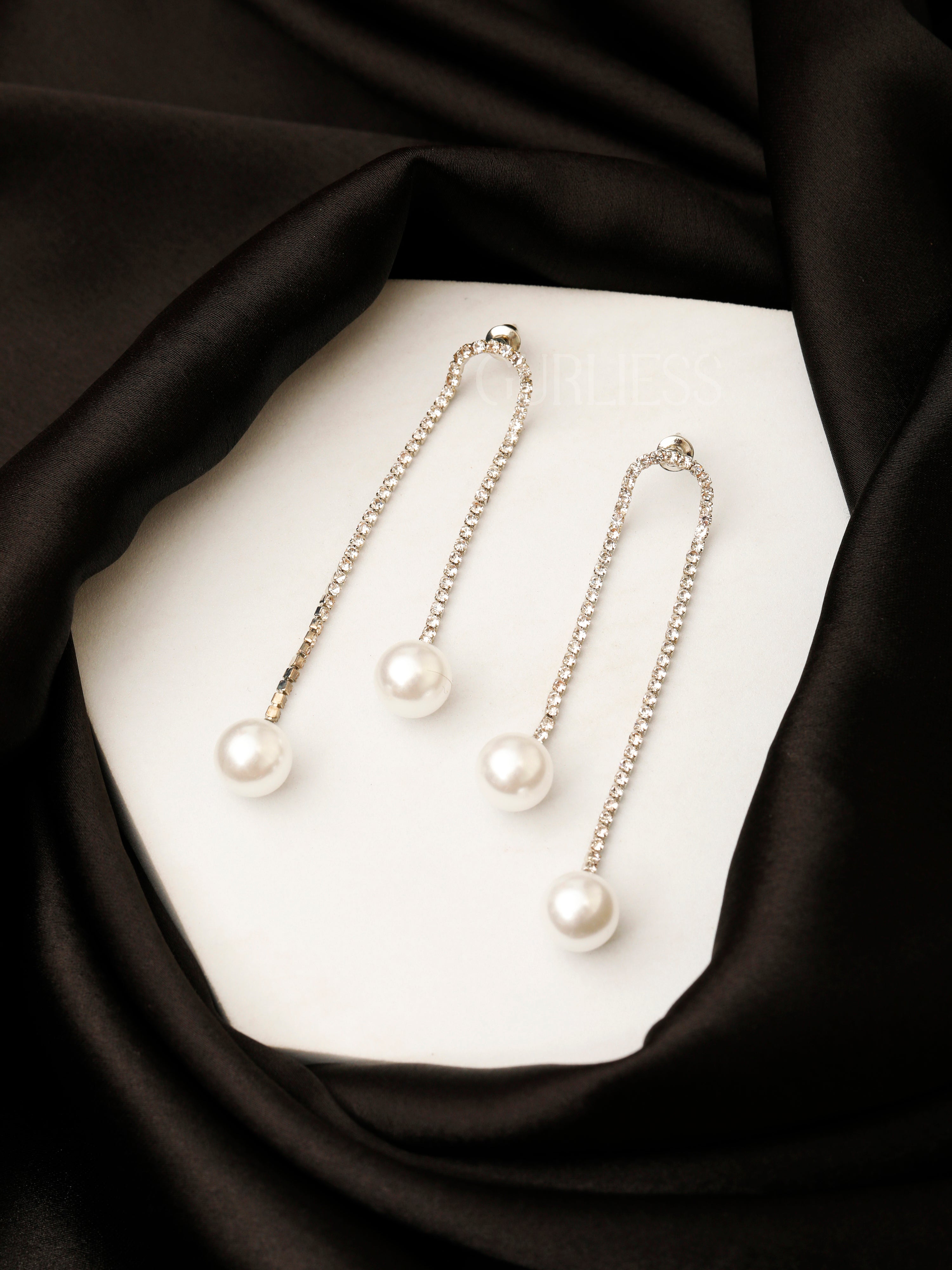 Pearl and Chain Drop