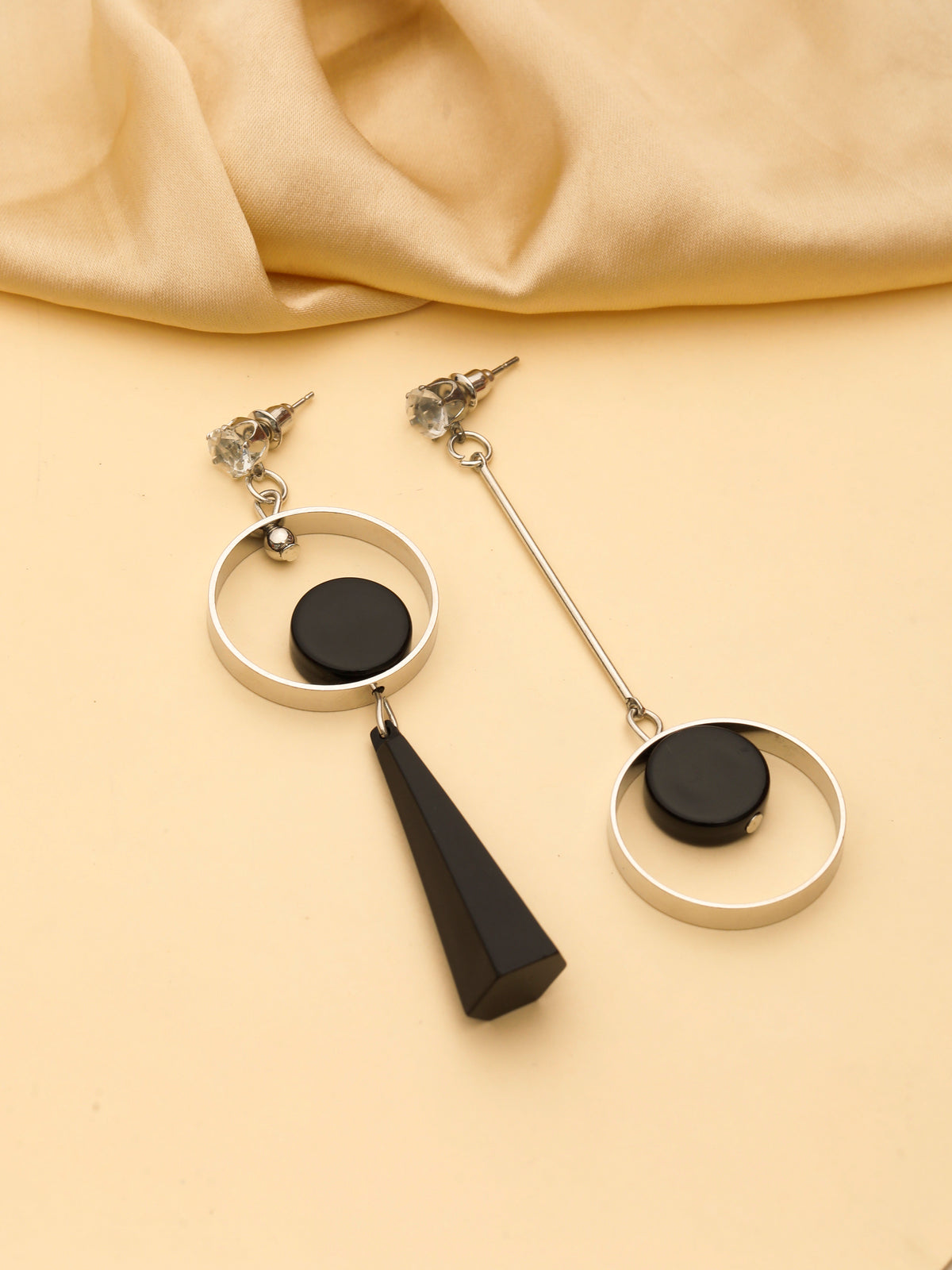 Crystal Stone Black Earrings