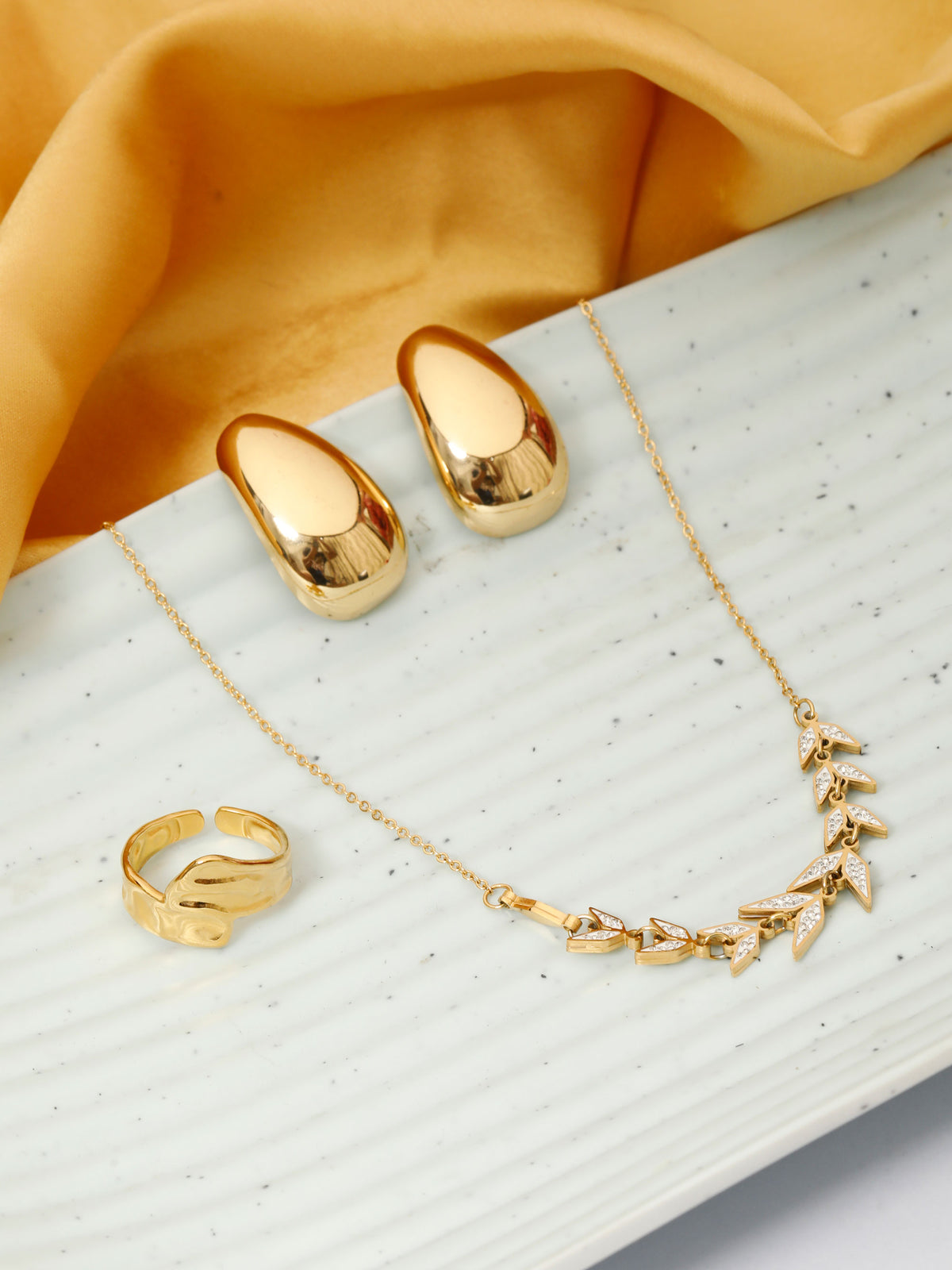 Golden Halo Set