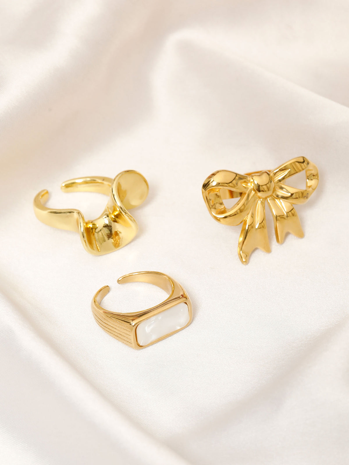 Velvet Glow Rings