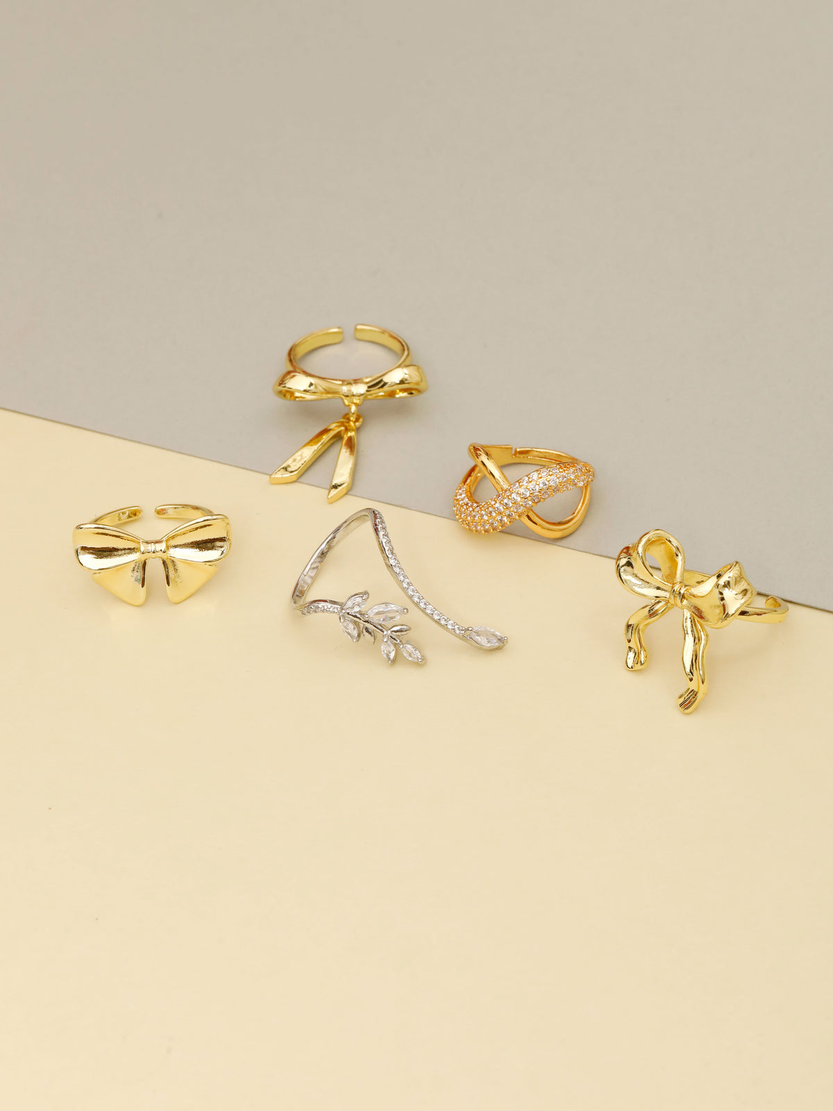 Luminous Charm Set