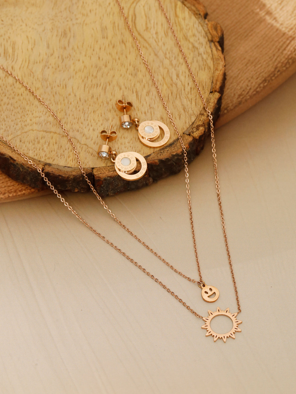 Regal Charm Set