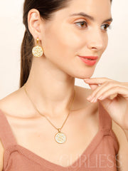 Edgy Grandeur Jewellery Set