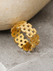 The Classic Chain Gold Rings