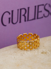 The Classic Chain Gold Rings