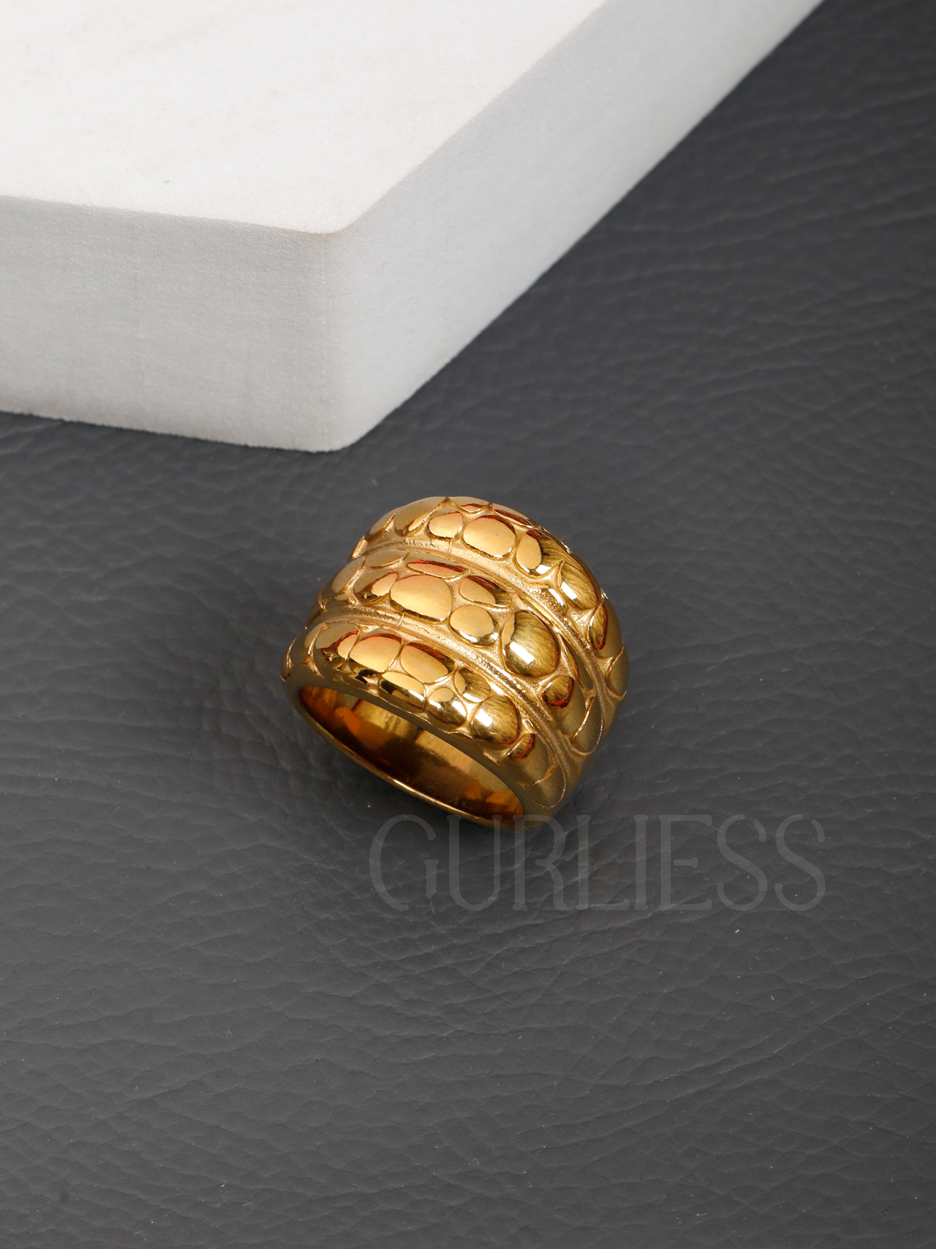 Sandy Shores Gold Rings