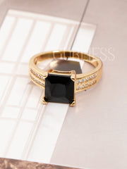 Golden Halo Ring Set