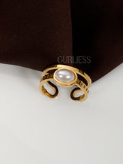 Floral Pearl Rings
